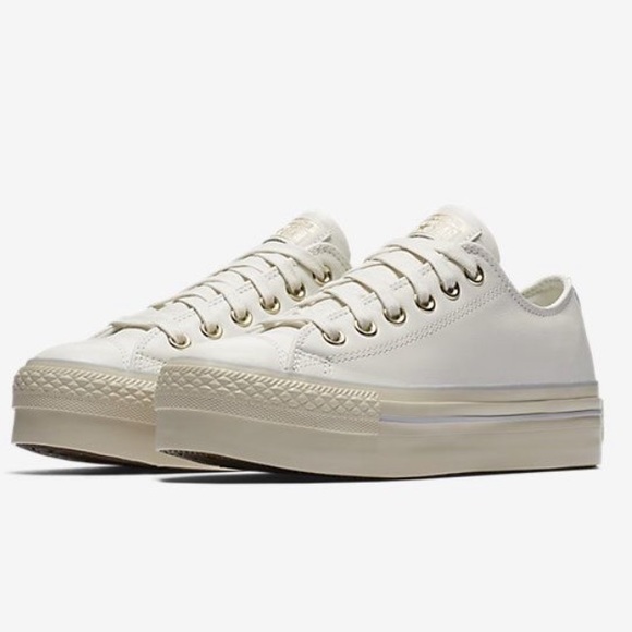 converse chuck taylor all star leather platform low trainers in white